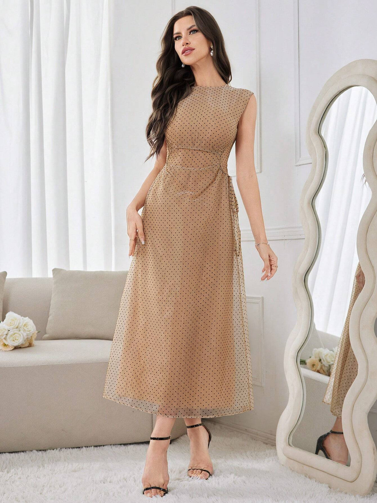 Women's Fashionable Polka Dot Sleeveless Dress