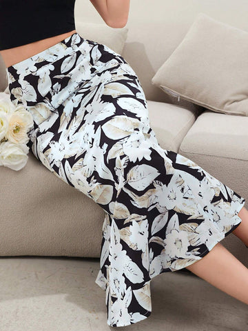 Modely Women's Floral Printed Vacation Style Skirt