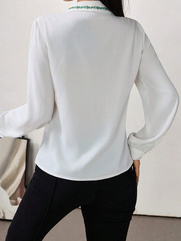 Modely Women's French V-Neck Floral Embroidery Casual Button-Up Blouse, Business Clothes