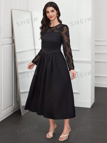 Women's Lace Splicing Pleated Dress