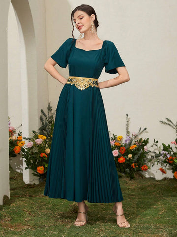 Women's Pleated Splice & Large Hem Fit-And-Flare Dress