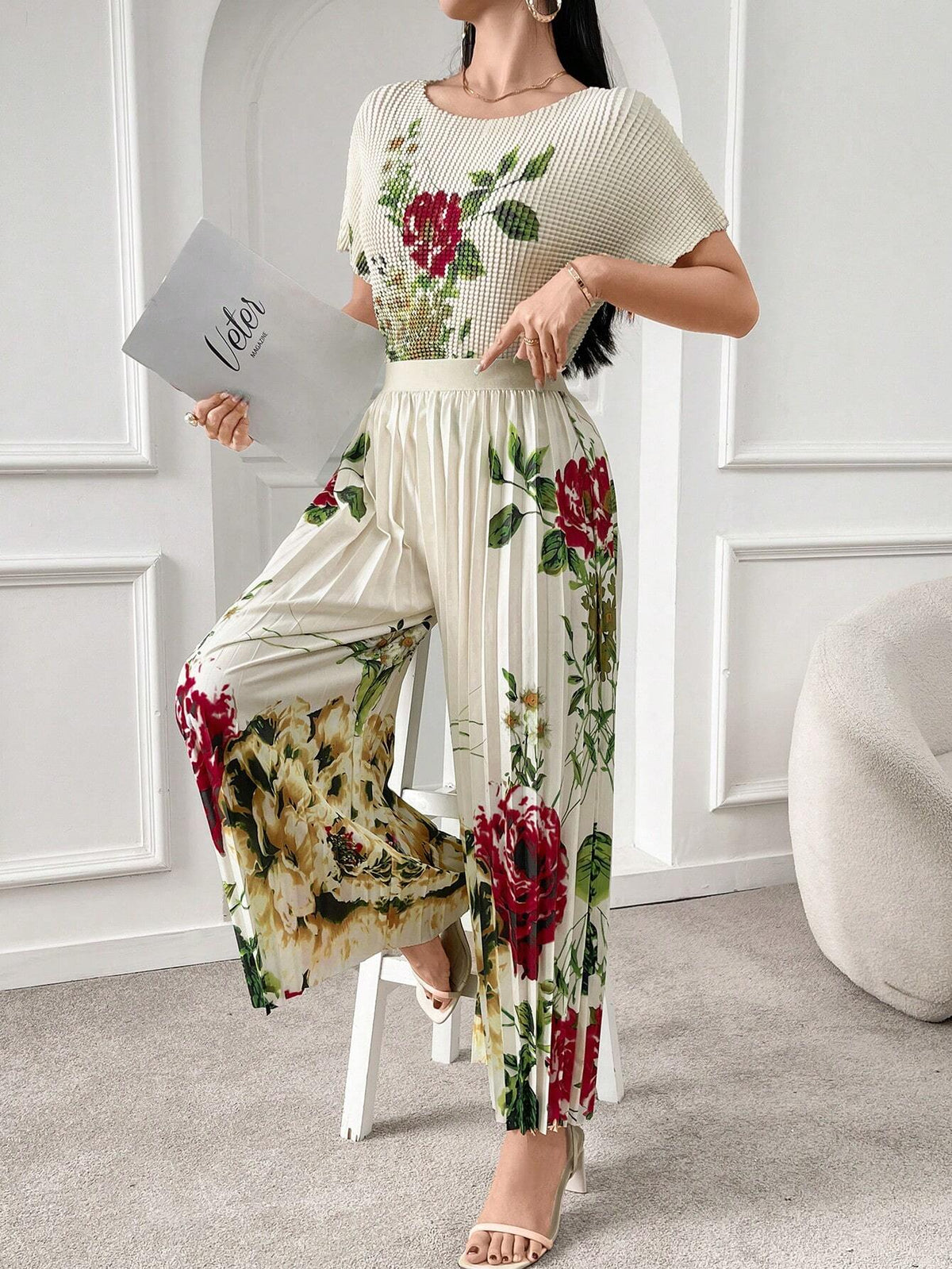 Women's Printed Short Sleeve And Long Pants Simple Daily 2-Piece Set