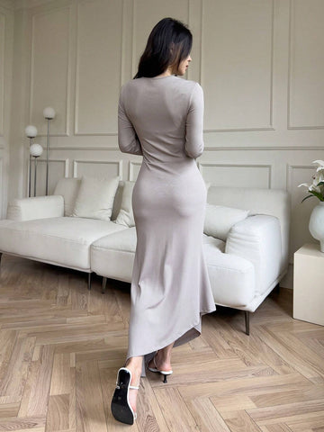 Women's Round Neck Long Sleeve Fitted Pleated Delicate Chic Sweet Purity Dress