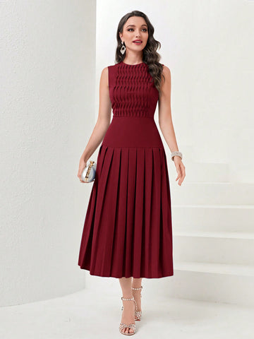 Women's Sleeveless Pleated Hem Dress