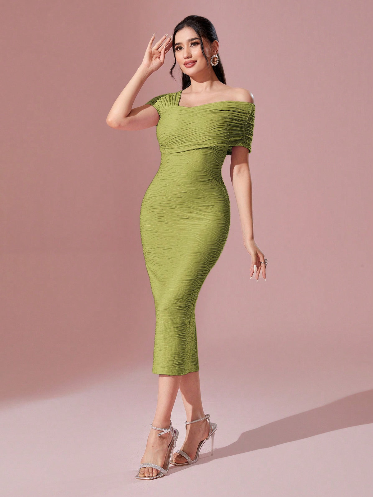 Women's Solid Color Asymmetric Collar Pleated Slim Fit Dress
