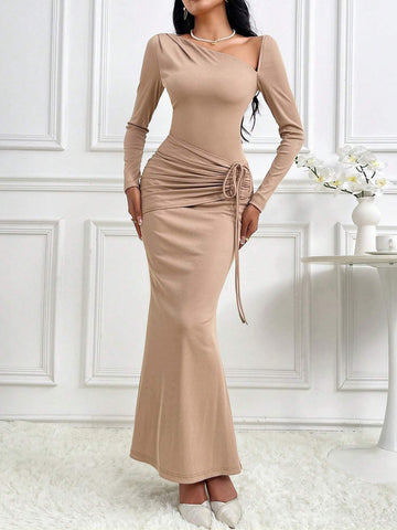 Women's Solid Color Asymmetrical Neckline Long Sleeve Simple Digital Print Casual Dress