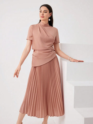 Women's Solid Color High Neck Pleated Short Sleeve T-Shirt And Pleated Skirt Set