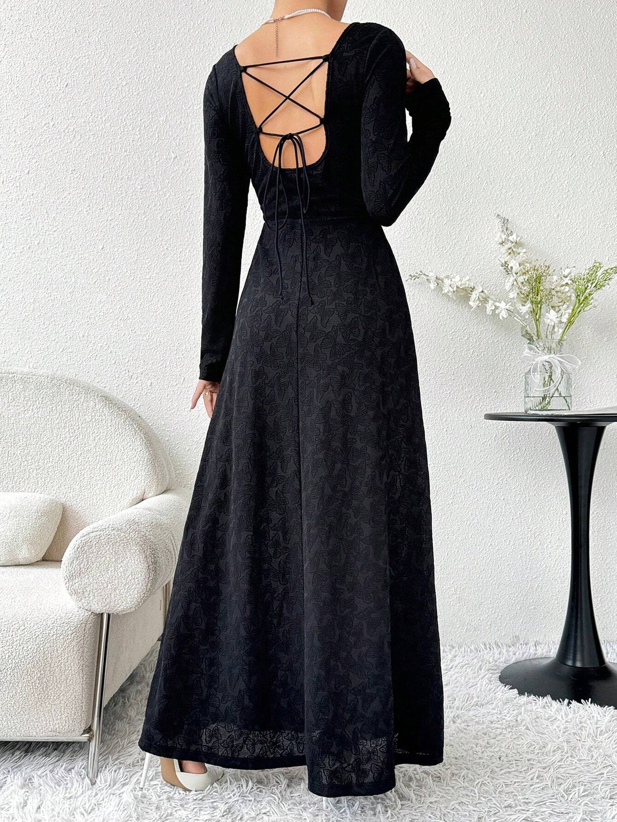 Women's Solid Color Minimalist Everyday Cross-Back Strap Long Sleeve Dress