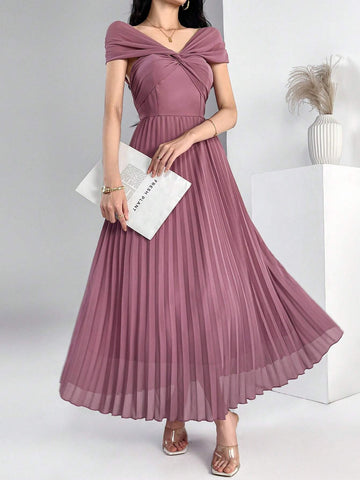 Women's Solid Color Minimalist Pleated Short Sleeve Casual Dress