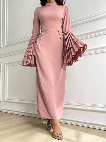 Women's Solid Color Stand Collar Pleated Elegant Long Sleeve Dress