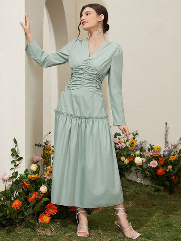 Women's Solid Color V-Neck Ruffle Trim Casual Long Sleeve Dress