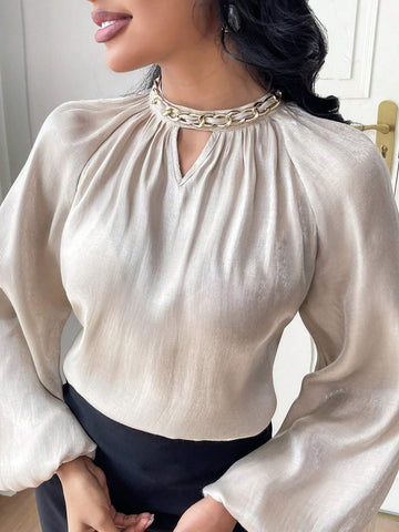Modely Women's Solid Colored Lantern Sleeve Shirt With Chain Decoration