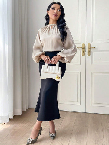 Modely Women's Solid Colored Lantern Sleeve Shirt With Chain Decoration