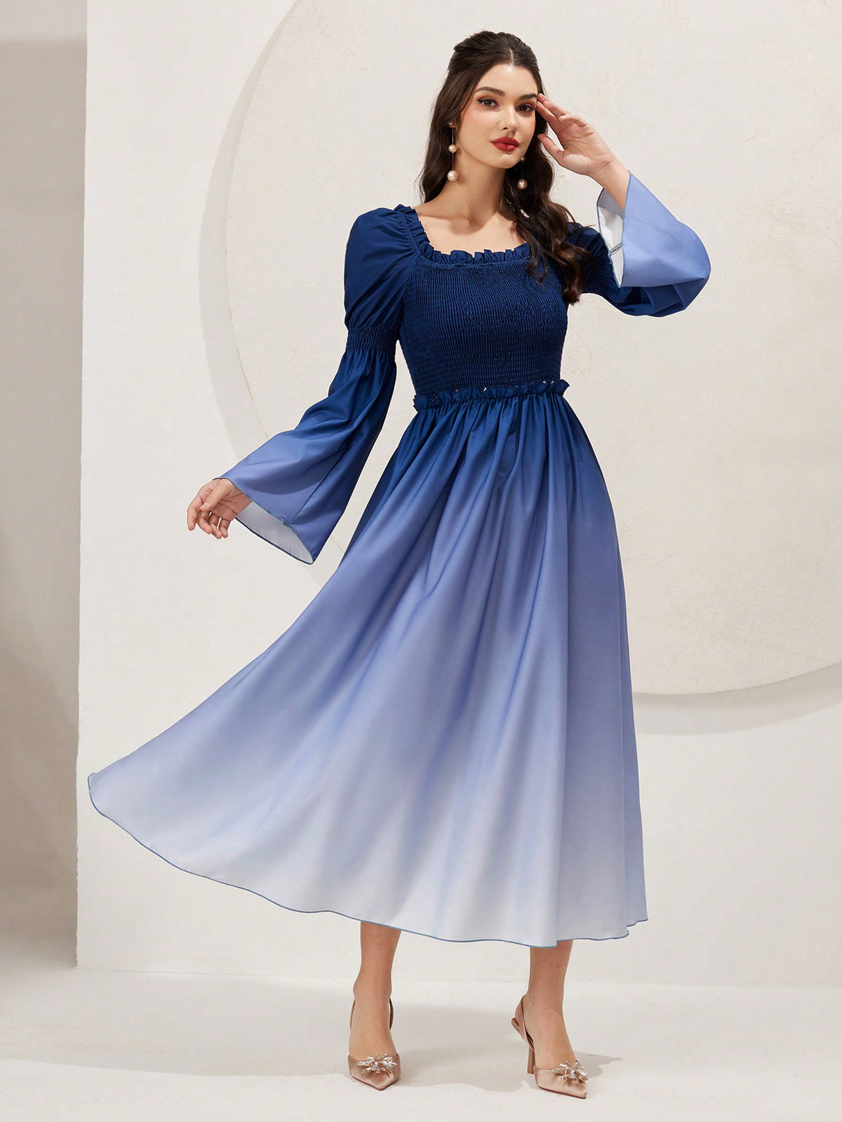Women's Square Neck Gradient Bell Sleeve Dress