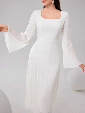 Women's Square Neck Solid Color Bell Sleeve Casual Long Sleeve Dress