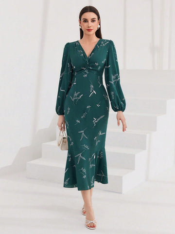 Women's V-Neck Lantern Sleeve Mermaid Hem Dress
