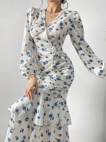 Women's V-Neck Pleated Design Long Sleeve Dress