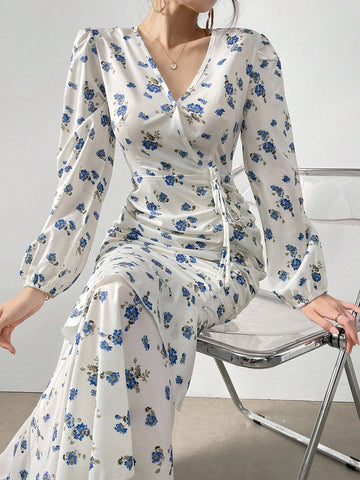 Women's V-Neck Pleated Design Long Sleeve Dress