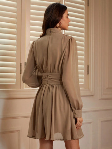 European And American Stylish V-Neck Plunging Collar Waisted Long Sleeve Light Formal Dress For Women, Autumn