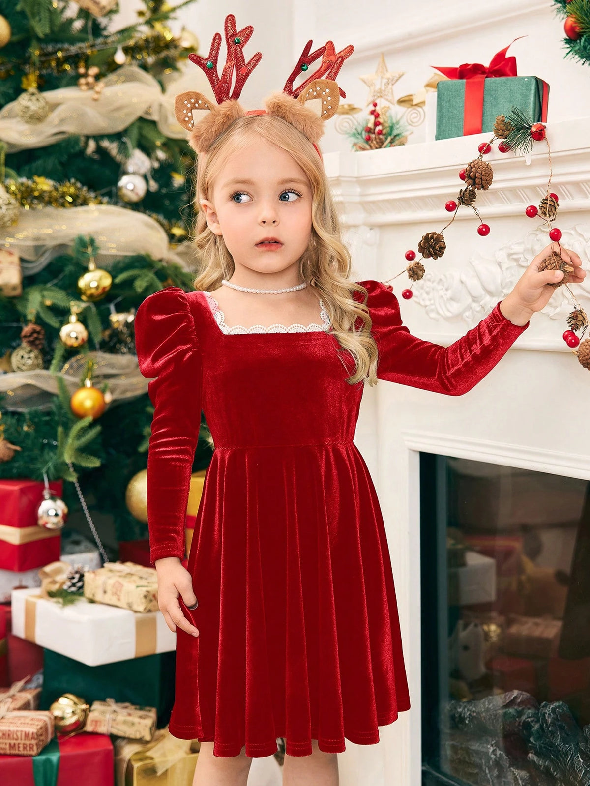 Mommy And Me Young Girl's And Young Girl's Autumn/Winter Floral Velvet Gigot Sleeve Dress, Suitable For Casual Daily Wear Or Family Gatherings