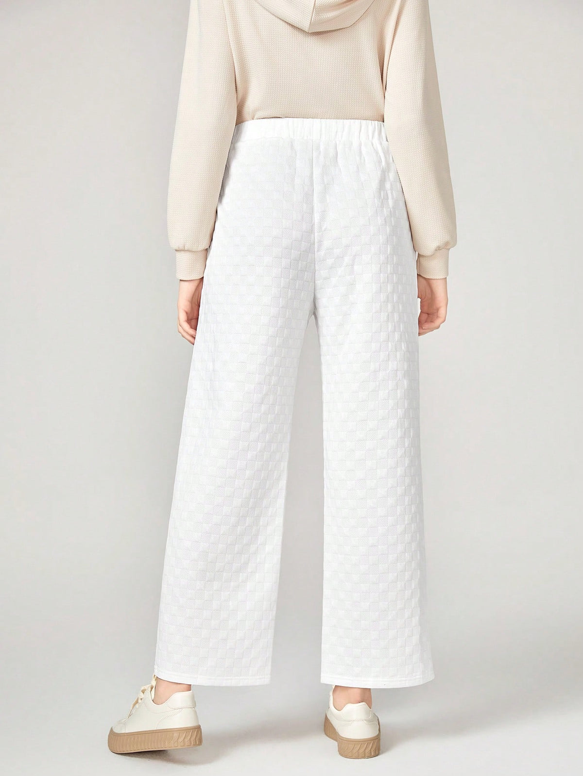 Mulvari Drawstring Waist Quilted Wide Leg Pants