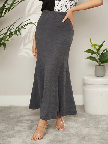 Mulvari Elastic Waist Mermaid Hem Skirt