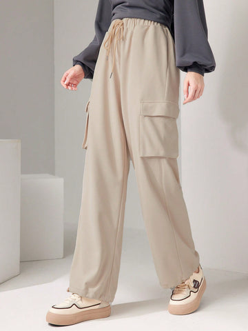 Mulvari Flap Pocket Side Drawstring Waist Cargo Sweatpants