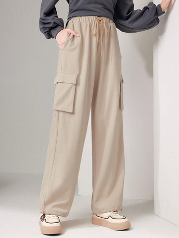 Mulvari Flap Pocket Side Drawstring Waist Cargo Sweatpants