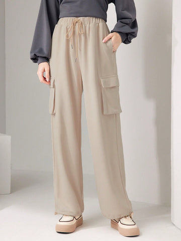 Mulvari Flap Pocket Side Drawstring Waist Cargo Sweatpants