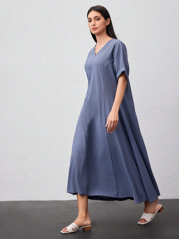 Ladies' Solid Color Batwing Sleeve Dress