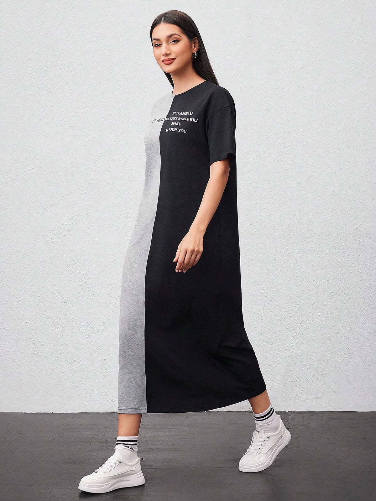 Loose Fit Color Block Letter Print Dress