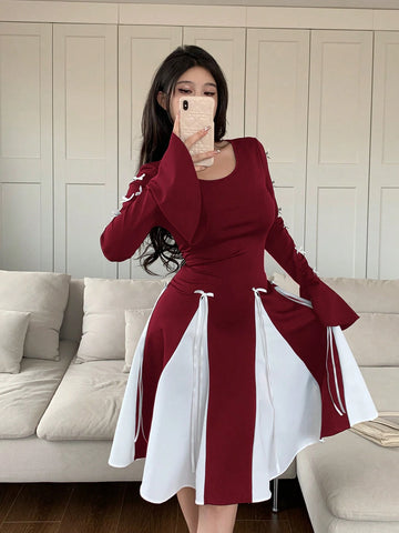 Women's Autumn Round Neck Bow Decor Flare Sleeve Color-Block Elegant Mini Dress