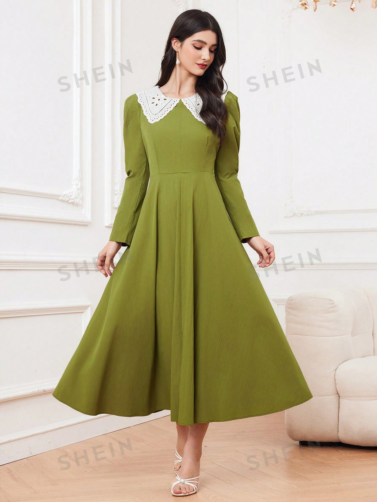 Women's Color Block Collar, Puff Sleeves, And Gathered Waist Dress