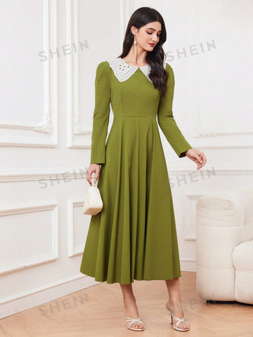Women's Color Block Collar, Puff Sleeves, And Gathered Waist Dress