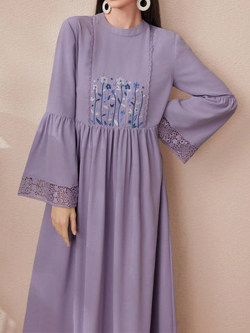 Women's Floral Embroidery Lace Patchwork Waist-Cinching Dress