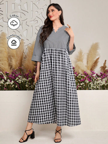 Women's Gingham Dress With Notched V-Neck And Doll Collar