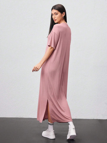 Women's Slogan Print Patched Detail Drop Shoulder Side Slit Dress