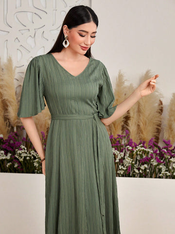 Women's Solid Color V-Neck Ruffle Sleeve Dress