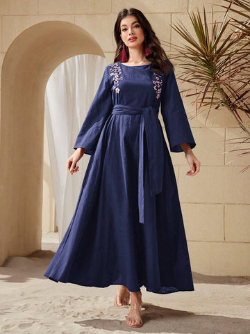 Women's Spring/Summer Elegant Long Floral Print Dress With Round Neckline And Flared Sleeves