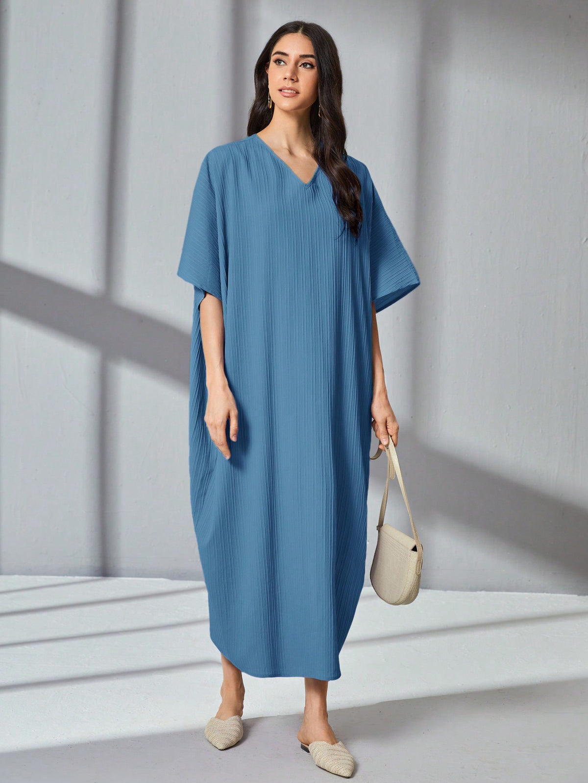 Women's V-Neck Batwing Sleeve Dress