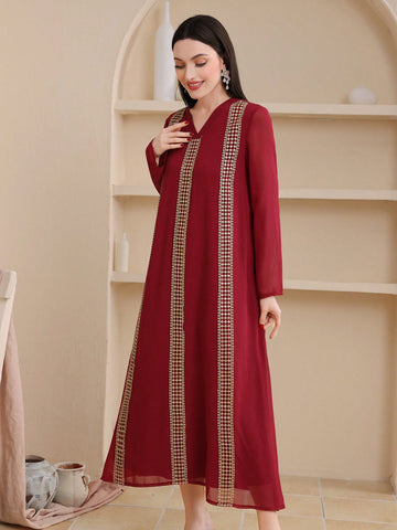 Ladies' Contrast Color Embroidery Floral Applique V-Neck Long Sleeve Dress