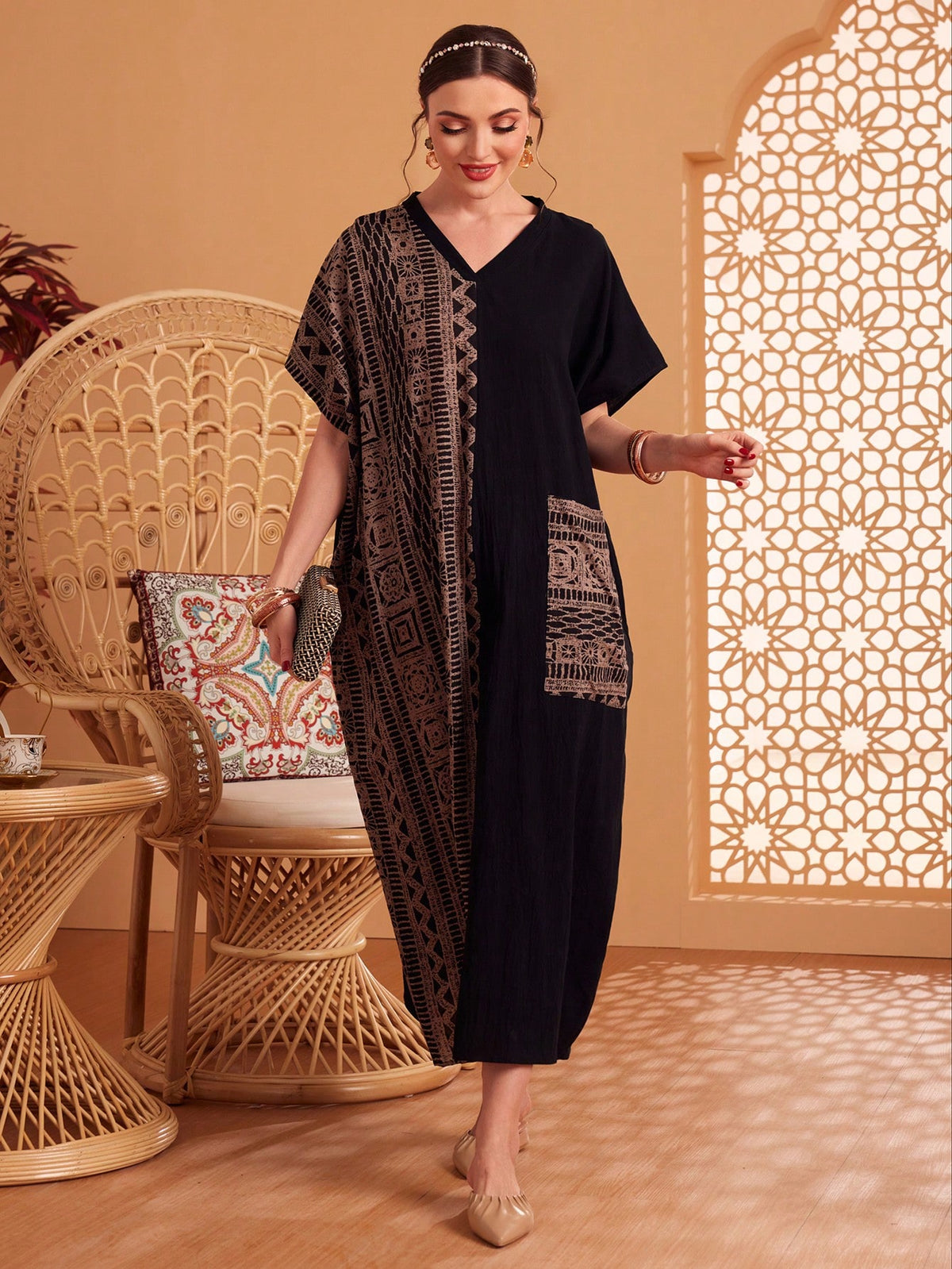 Women's Geometric Pattern V-neck Batwing Sleeve Dress