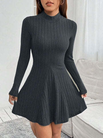 1pc Women's Solid Color Long Sleeve Dress, Minimalist Fashion, Casual For Everyday Wear