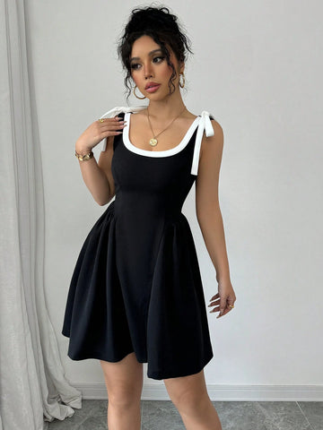 Black Sexy Spaghetti Strap Tie-Cinched Waist Flared A-Line Short Dress With Low Cut Neckline
