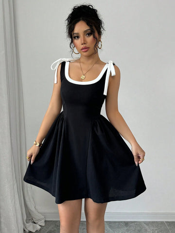 Black Sexy Spaghetti Strap Tie-Cinched Waist Flared A-Line Short Dress With Low Cut Neckline