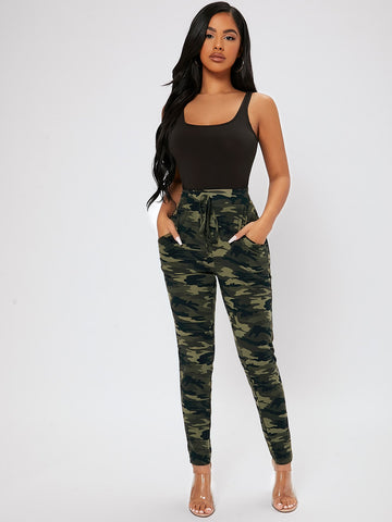 PETITE Camo Print Skinny Pants
