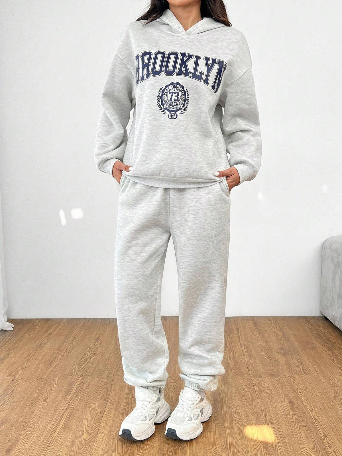 Casual BROOKLYN Printed Hooded Long-Sleeved Sweatshirt And Sweatpants Super Loose Women's Two-Piece Set Suitable For Autumn And Winter