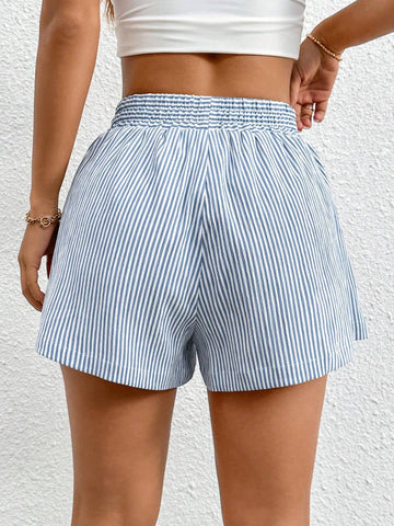 PETITE Elastic Waist Striped Shorts