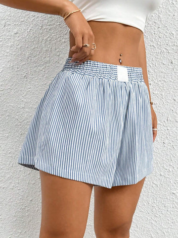 PETITE Elastic Waist Striped Shorts