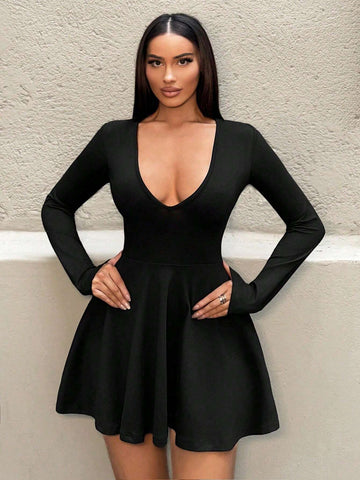 Petite Deep V-Neck Solid Color Long Sleeve Cinched Waist Fitted Dress For Women